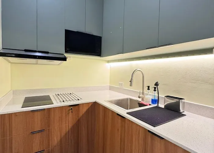Aparthotel 1br Gramercy Makati, Stylish Sanctuary